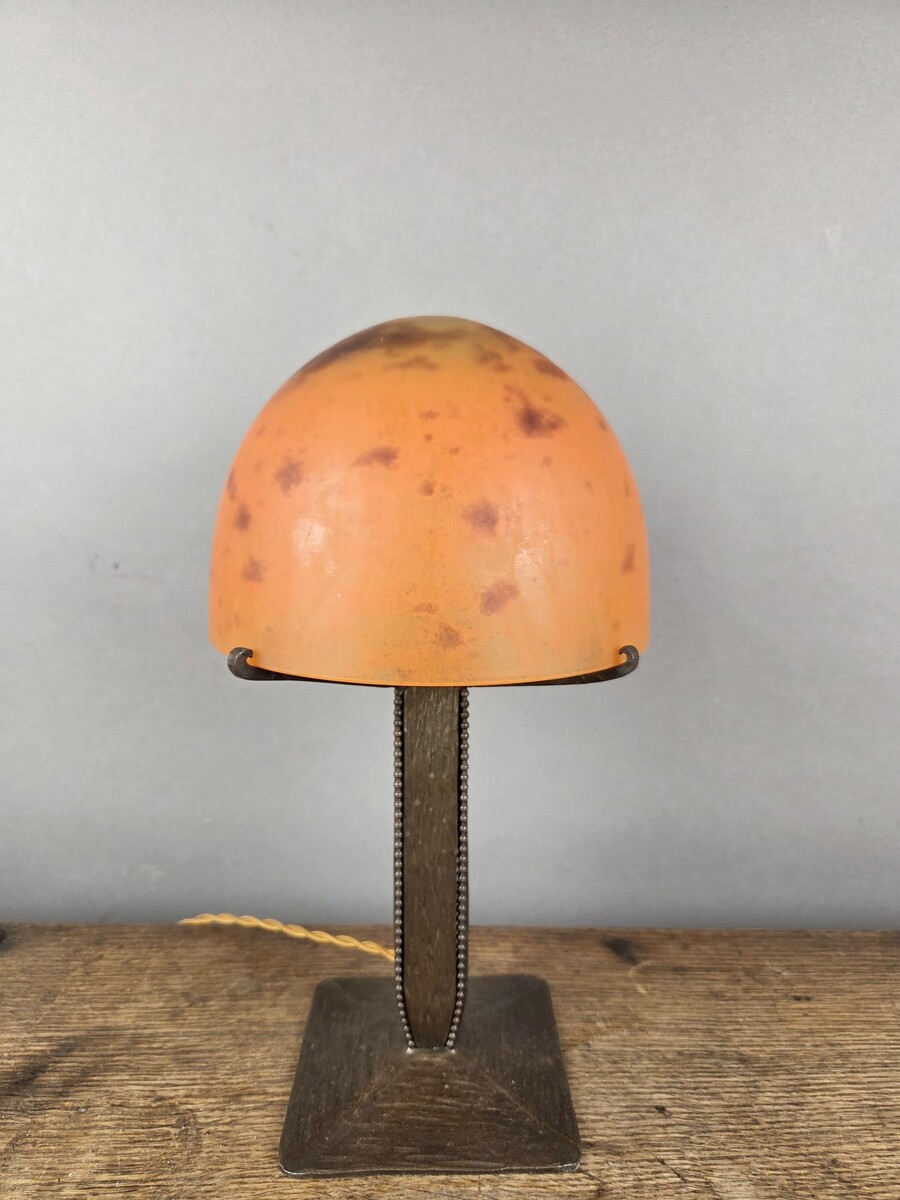 Daum lamp in pâte de verre and wrought iron, circa 1930