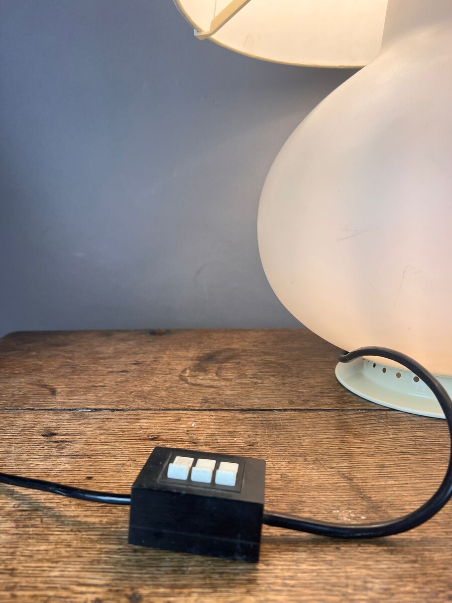 Max Imgrand for Fontana Arte, large white opaline lamp