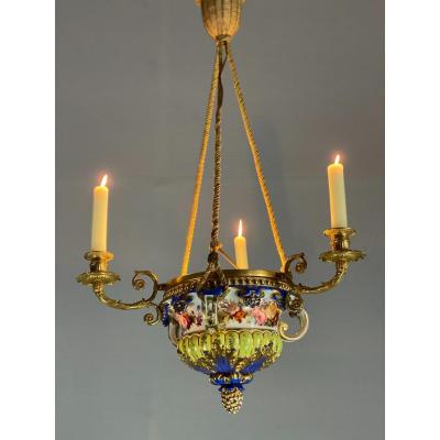 Porcelain Chandelier, Three Arms Of Light In Bronze And Gilded Copper, XIXth Century
