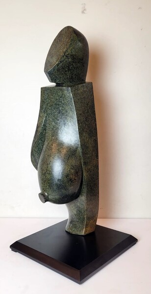 Serpentine sculpture - Zimbabwe - circa 1960 - sonwet murombed