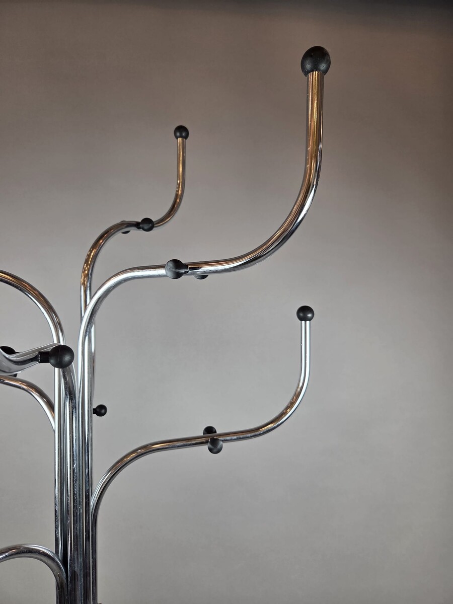 Sidse Werner for Fritz Hansen, chrome-plated metal coat rack, circa 1970