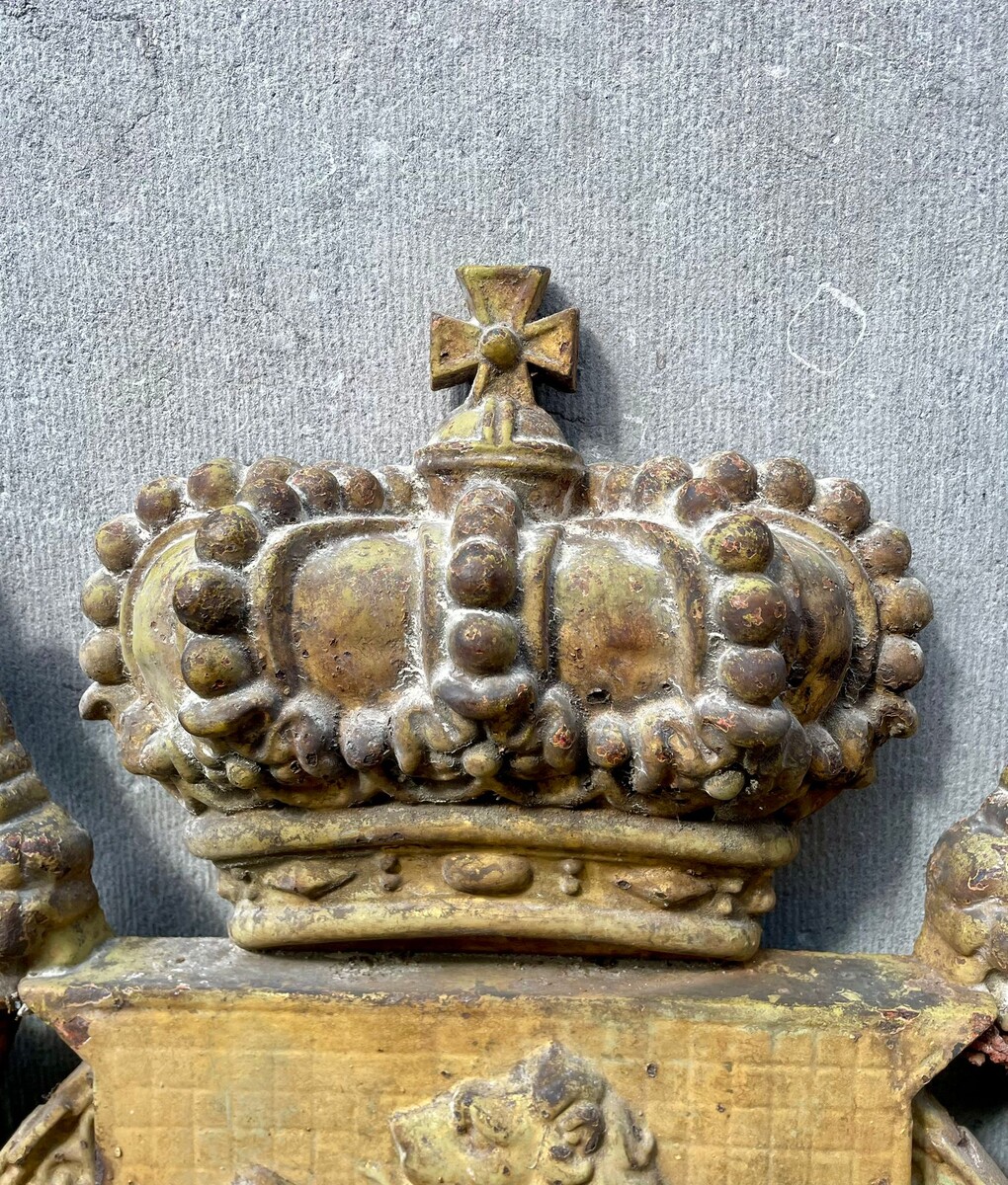 19th century cast iron coat of arms