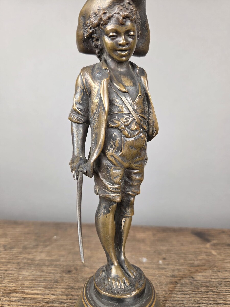 2 bronze figures signed Lalouette, late 19th century