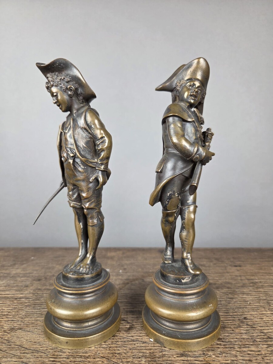 2 bronze figures signed Lalouette, late 19th century