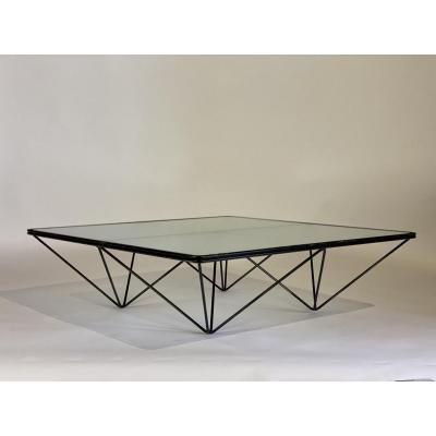 Alanda coffee table by Paolo Piva