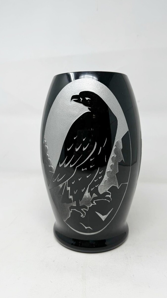 Ardver, vase with eagles, sand-cleared hyalite glass, Boom circa 1930