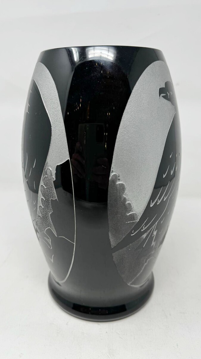 Ardver, vase with eagles, sand-cleared hyalite glass, Boom circa 1930