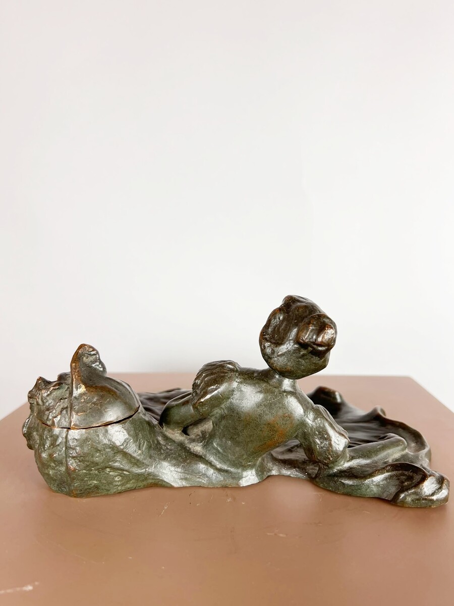 Art Deco bronze inkwell, signed by Arthur Puyt