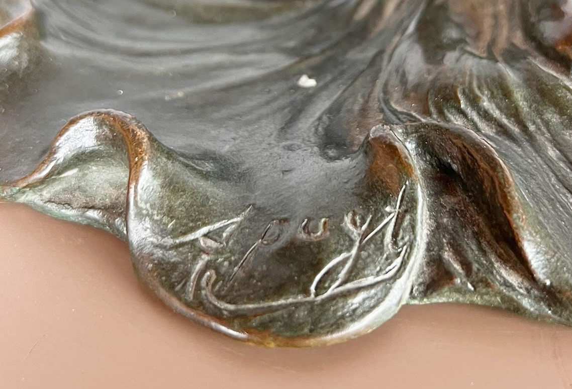 Art Deco bronze inkwell, signed by Arthur Puyt