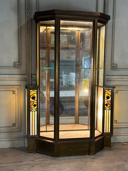 Art Deco Showcase In Brass And Colored Glass, Circa 1930