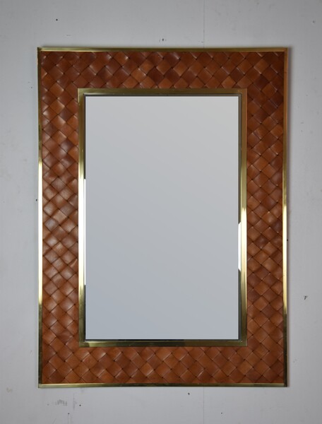 Beautiful braided leather mirror in caramel color - brass frame