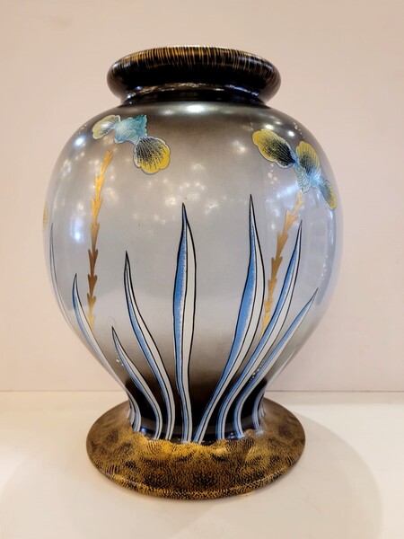 Beautiful earthenware vase - Mongani - Italy art nouveau decor