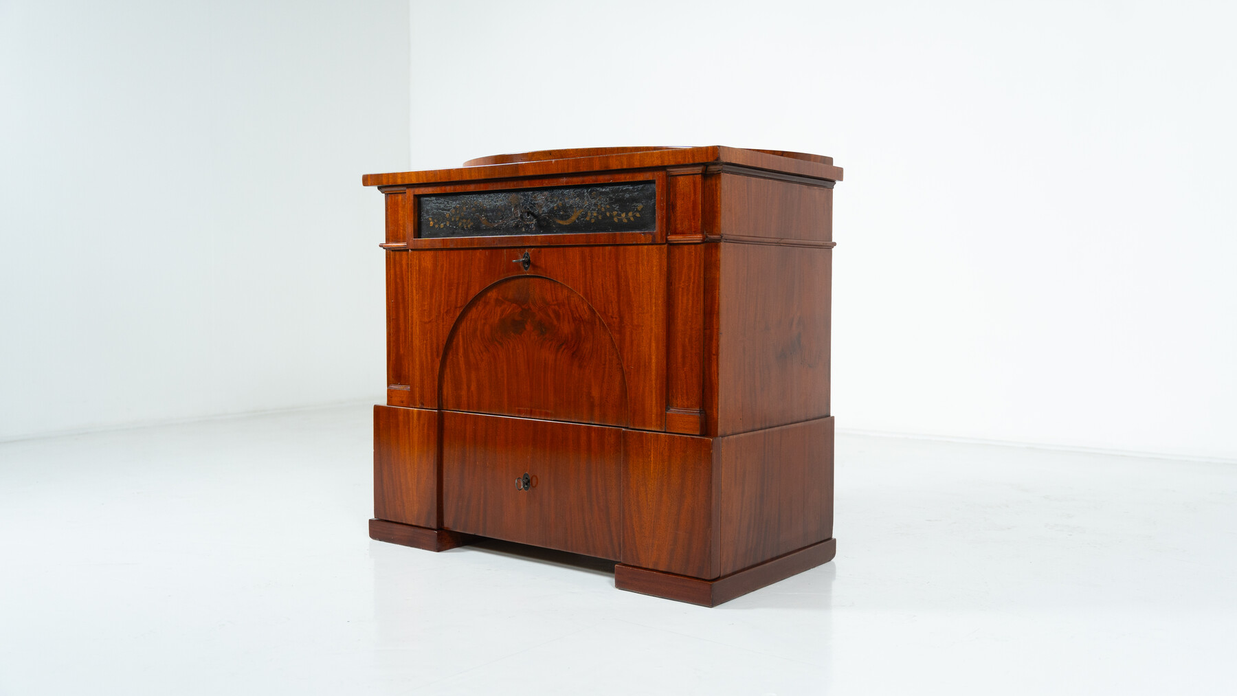 Biedermeier mahogany writing chest, Germany circa 1820