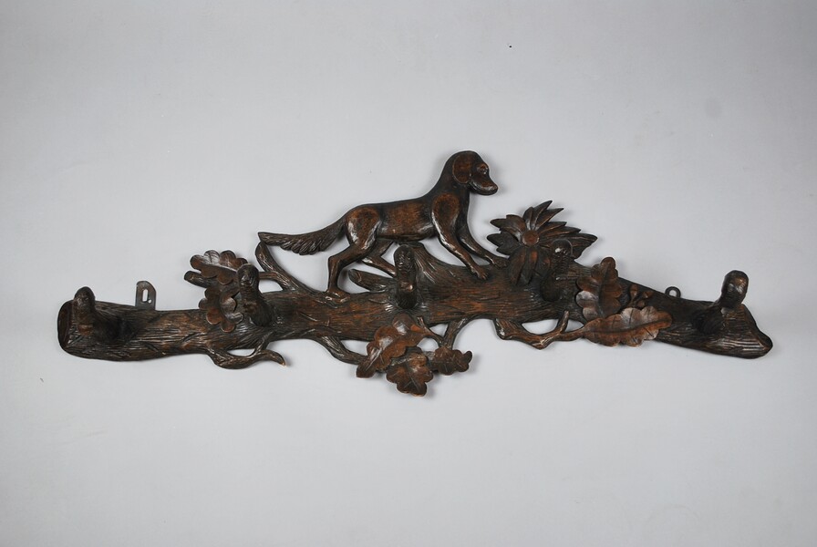 Black forest coat rack in carved wood, late 19th early 20th