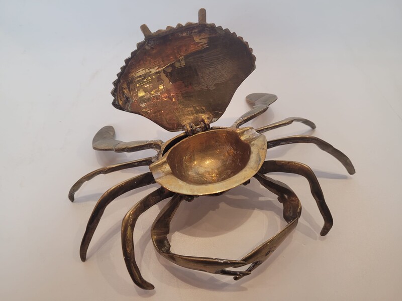 brass crab ashtray