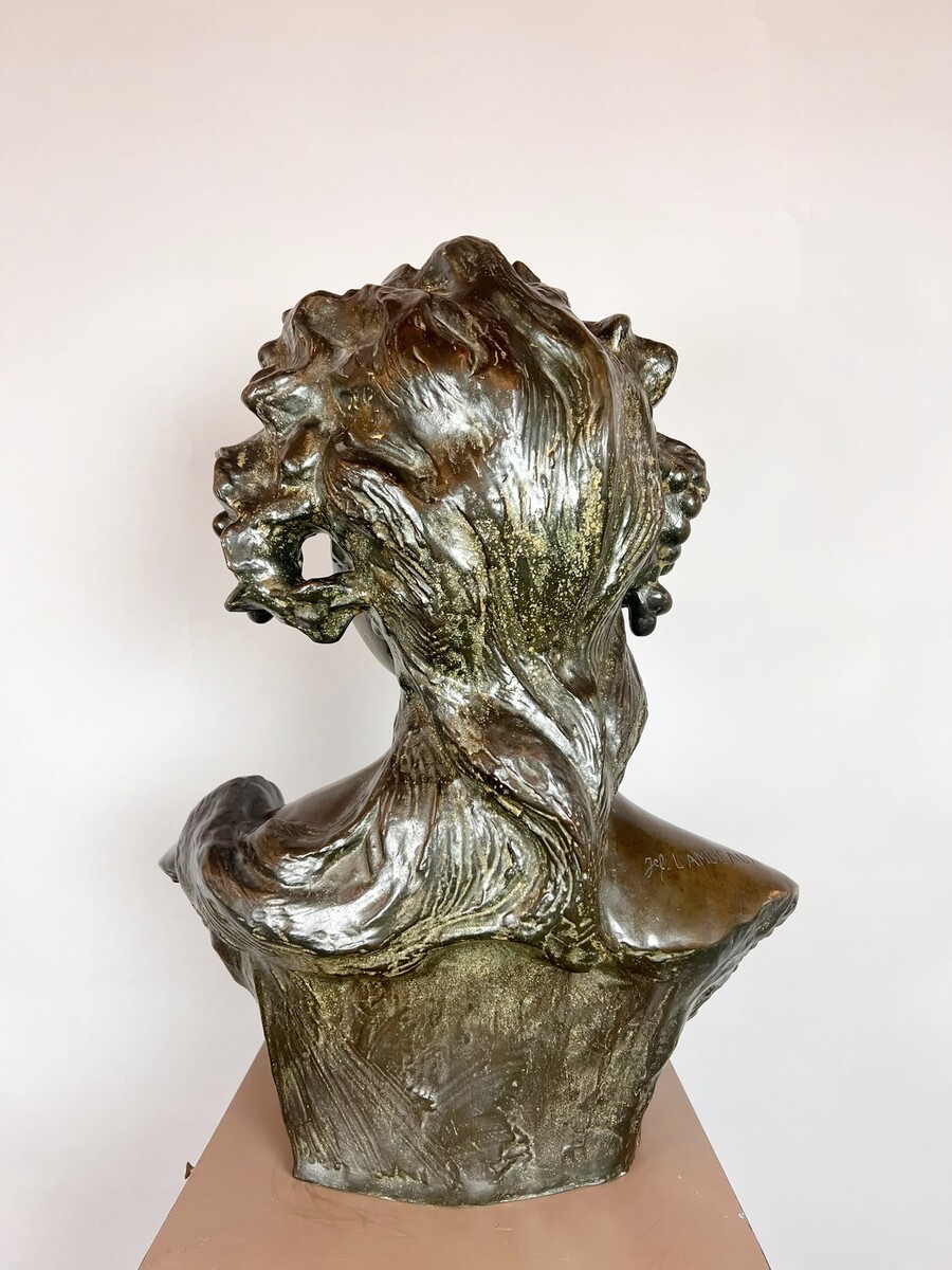 Bronze 