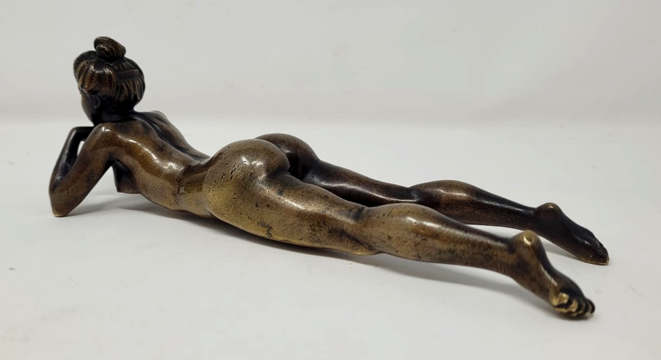 Bronze sculpture - reclining nude - signed and dated: Louis Chalon 1923