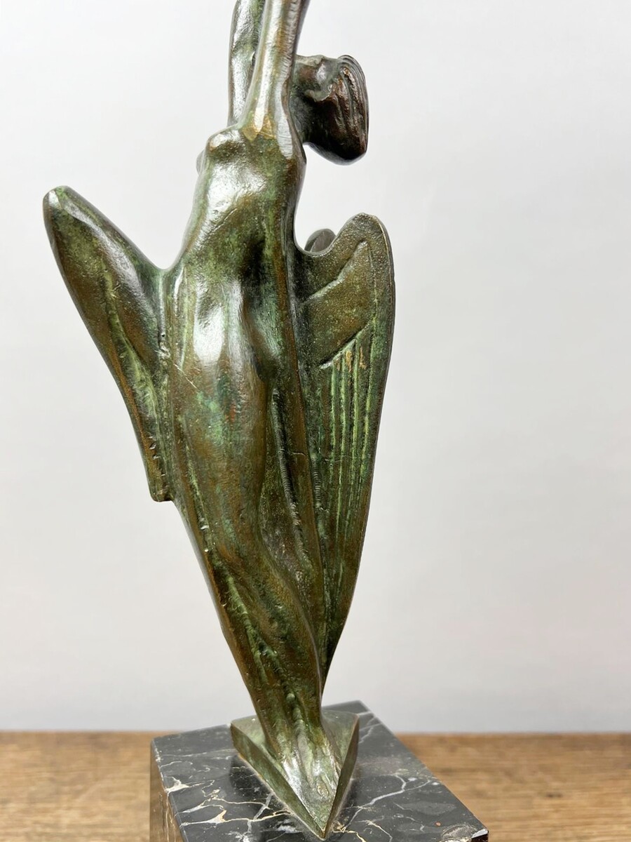 Bronze trophy, Art Deco, Italy