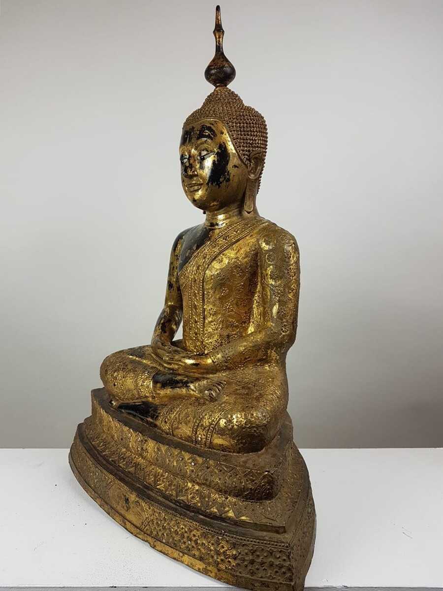 Buddha in gilded bronze, Thai work early 19th