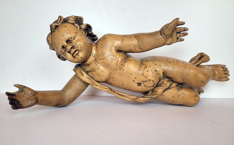 Carved wooden cherub, Italy 19th