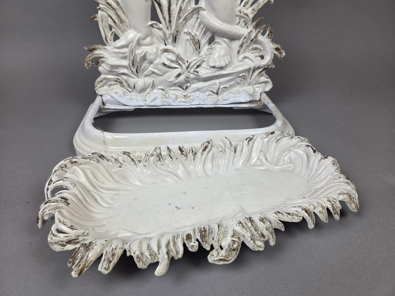 Cast iron umbrella stand, early 20th