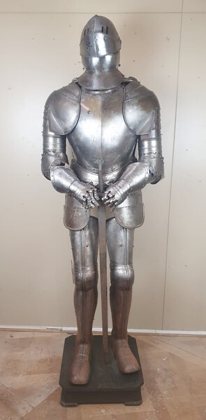 Charles V armor, Toledo, 2nd half of the 20th