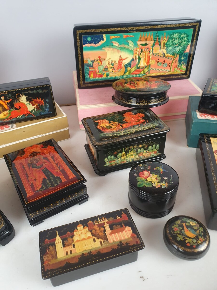 Collection of Russian boxes, price per piece on request
