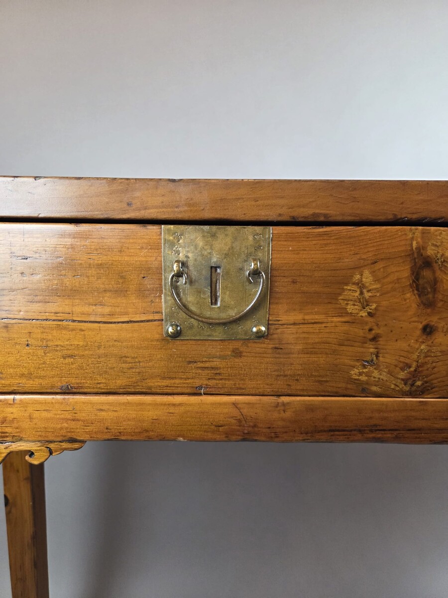 Console in exotic wood, China early 20th