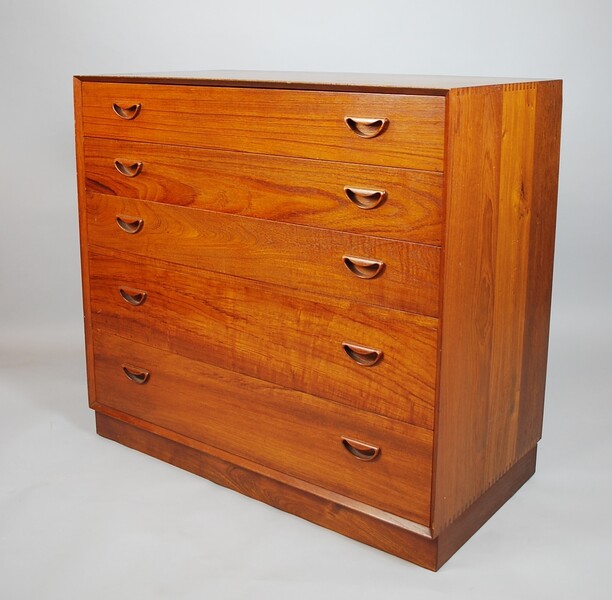 Danish 1950's chest of drawers by Peter Huydt