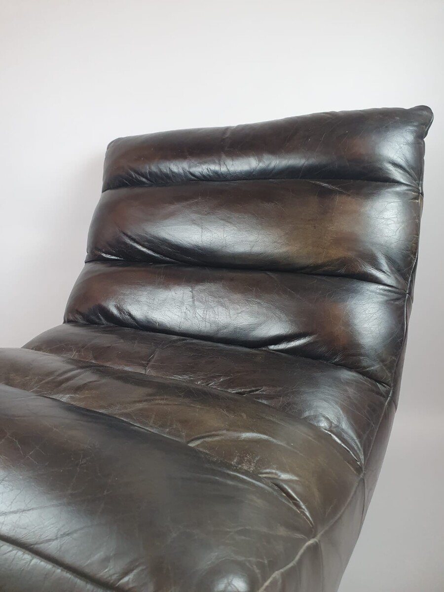 Designer armchair in leather and chrome metal, 20th century