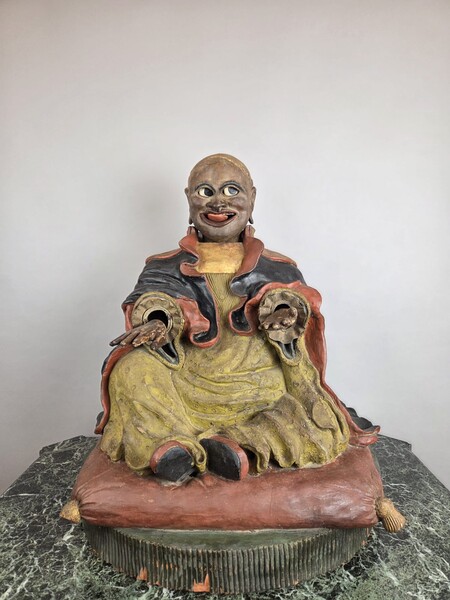 Dignitaire Chinois articulé en terre cuite polychrome, début 19th