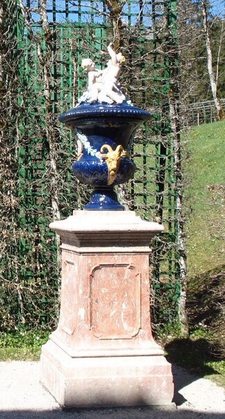 Exceptional and rare garden vase in glazed sandstone - Manufacture de sèvres - XIX th Paris Exhibition in 1867 