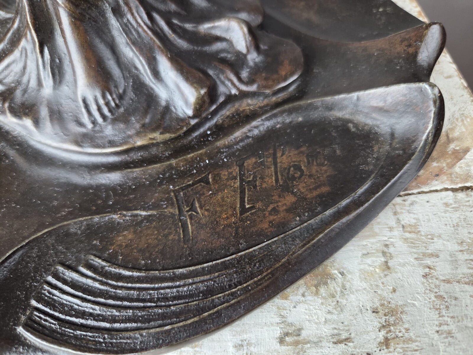 F. Floria, Art Nouveau mirror in patinated spelter