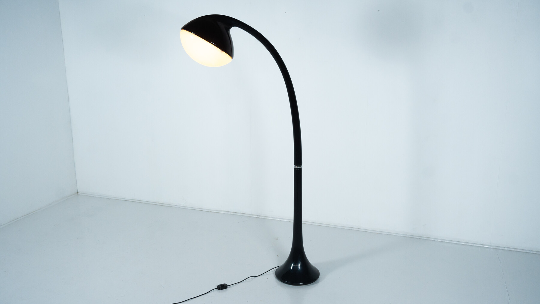 Fabio Lenci, floor lamp for Guzzini, circa 1970
