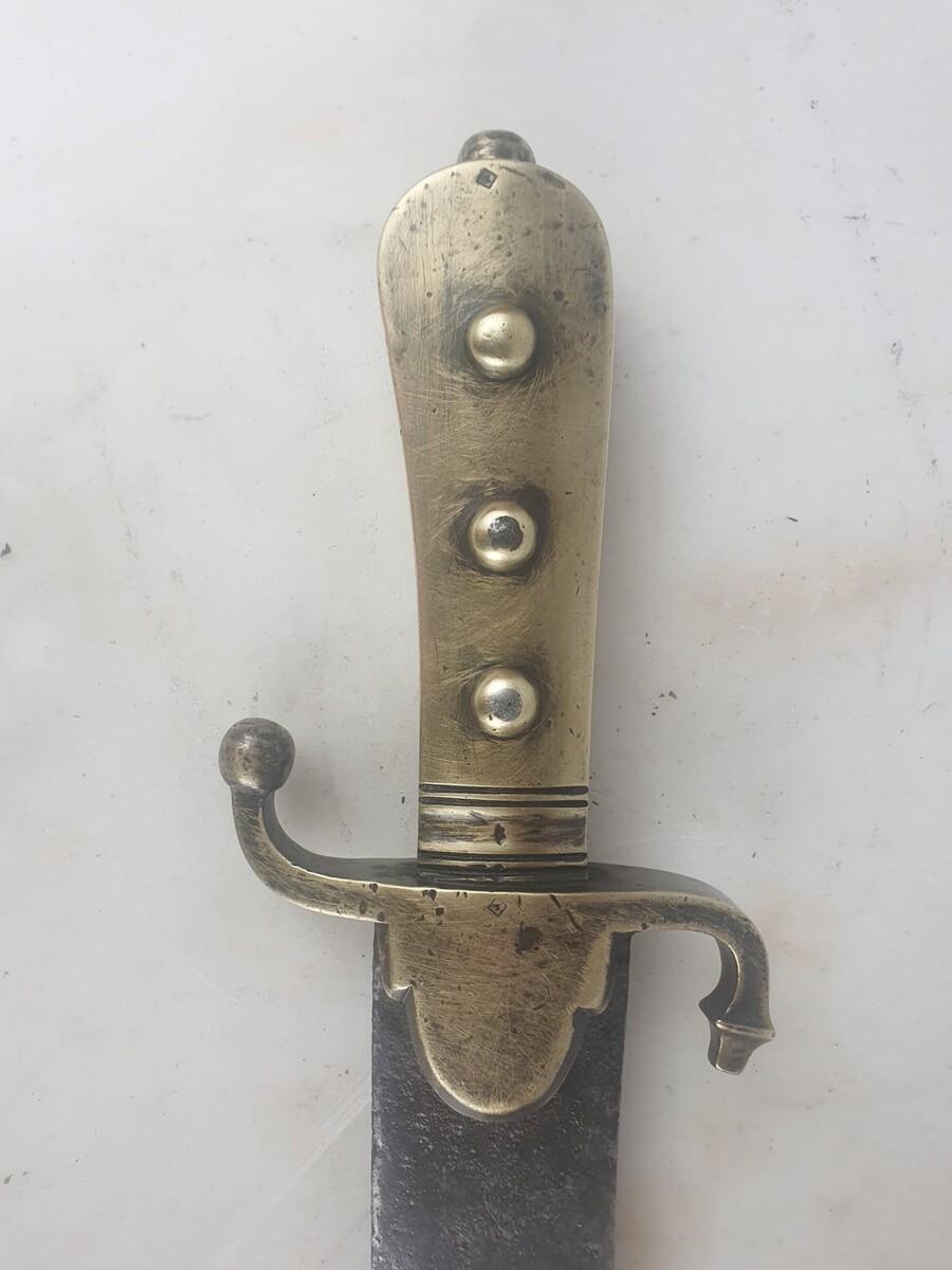 Fauchon, wide 49 cm blade with slight curvature