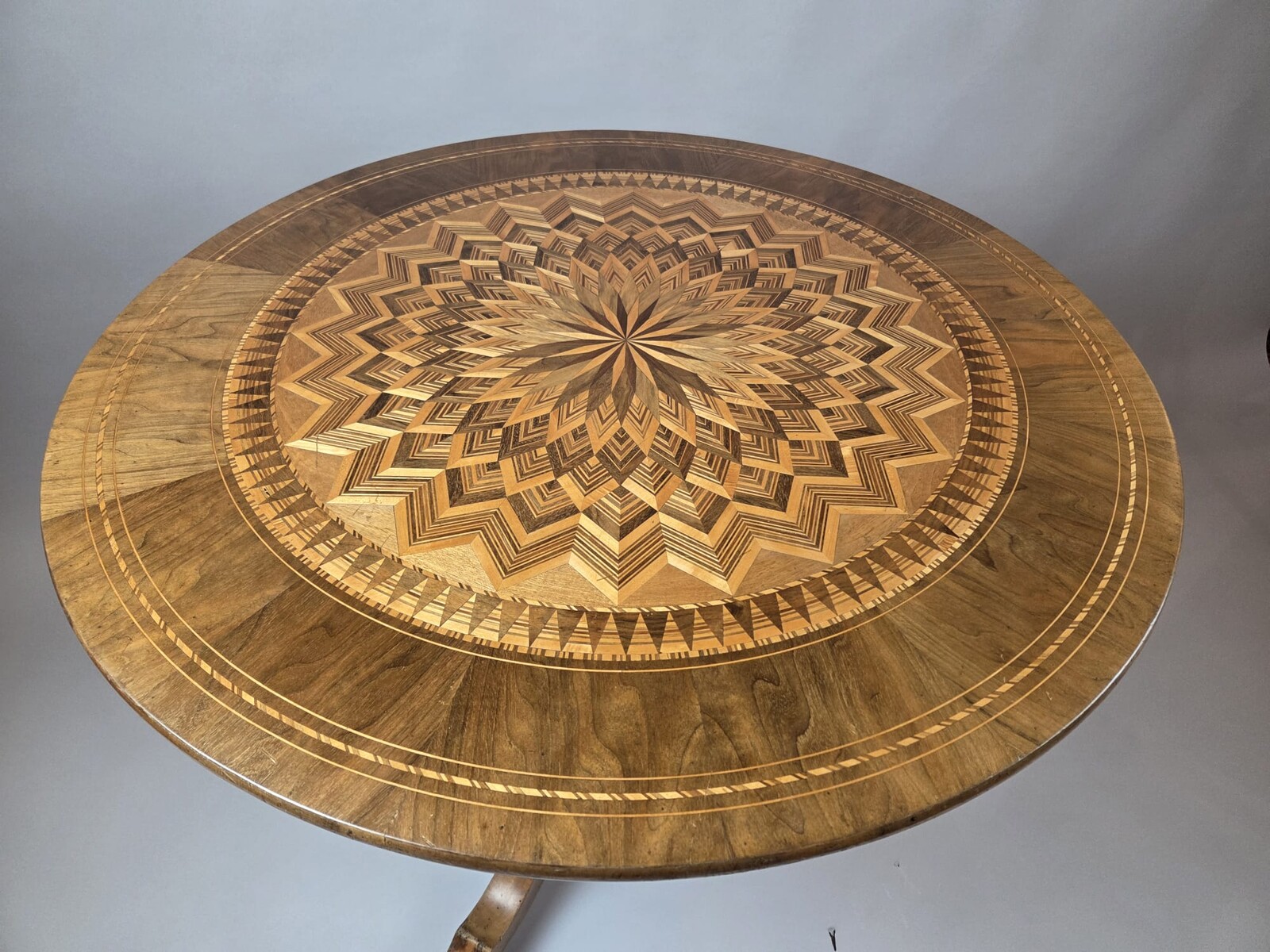 Finely inlaid side table, 19th