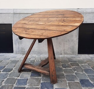 Fir winegrower's table