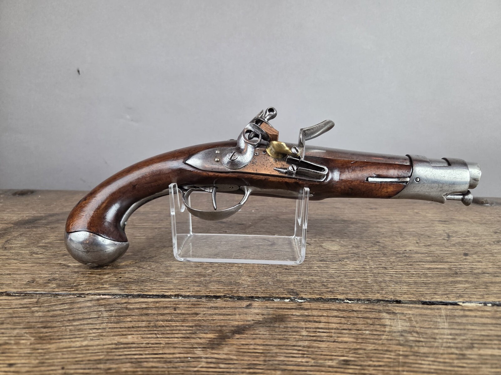 French cavalry pistol, model An 2, revolutionary manufacture