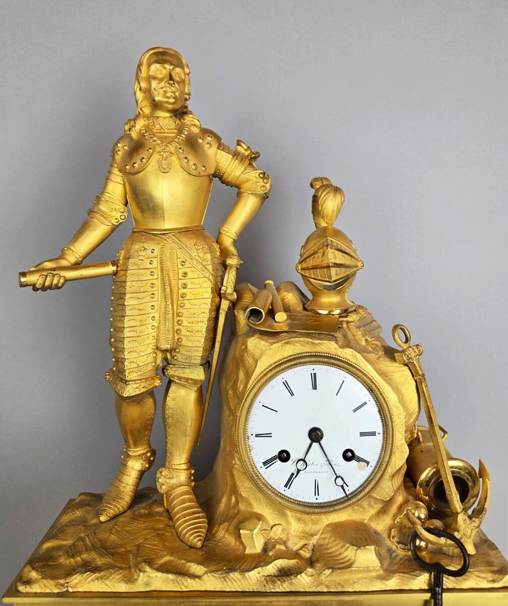 gilded bronze clock figuring the Admiral Michiel de Ruyter
