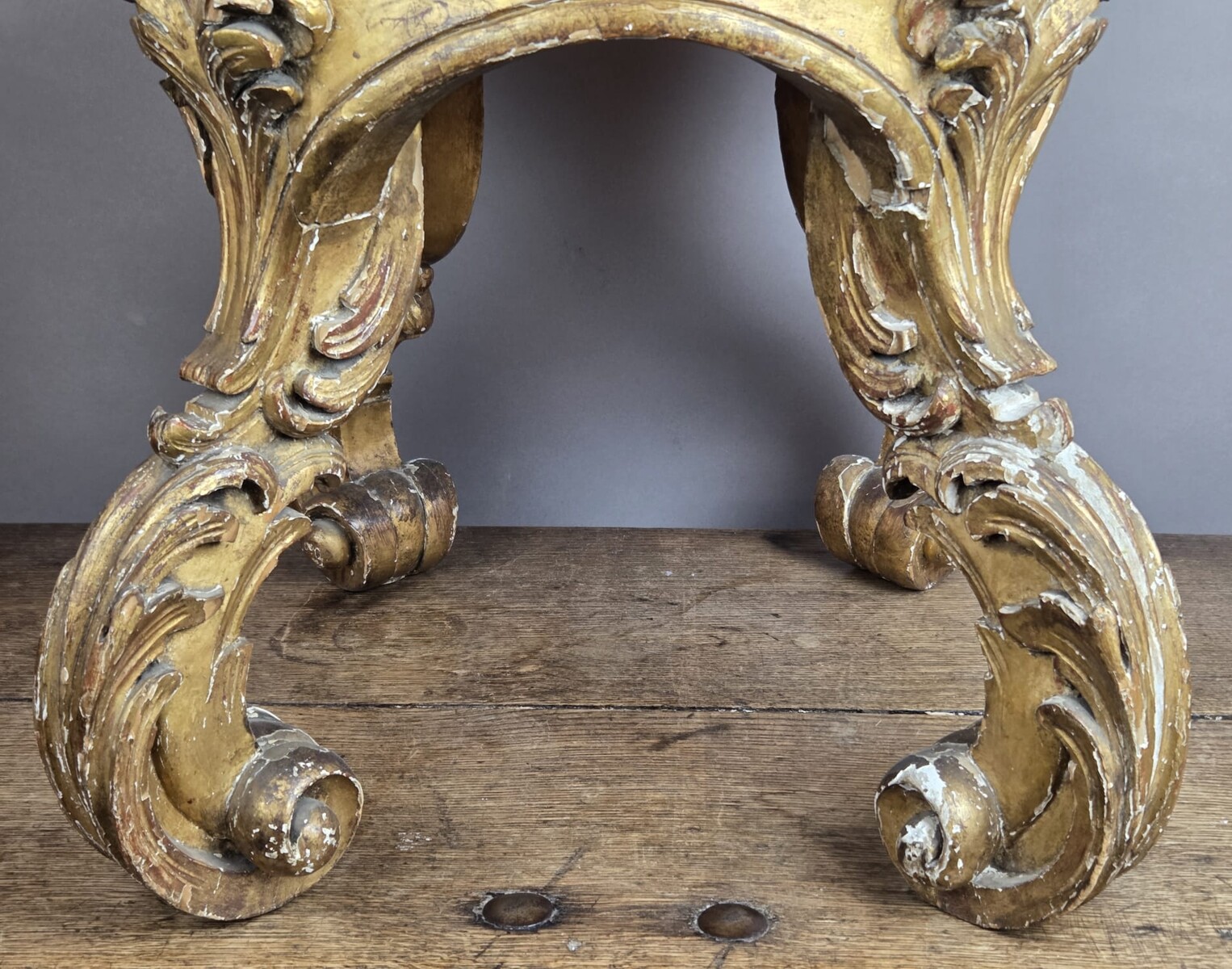 Gilded wood and marble base, Italy early 19th century