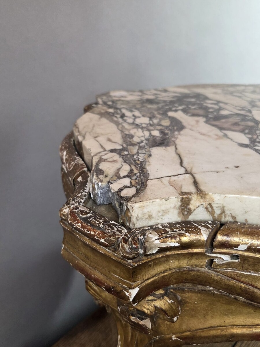 Gilded wood and marble base, Italy early 19th century