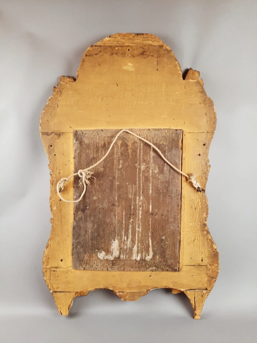 Gilded wooden beaded mirror, late 18th century
