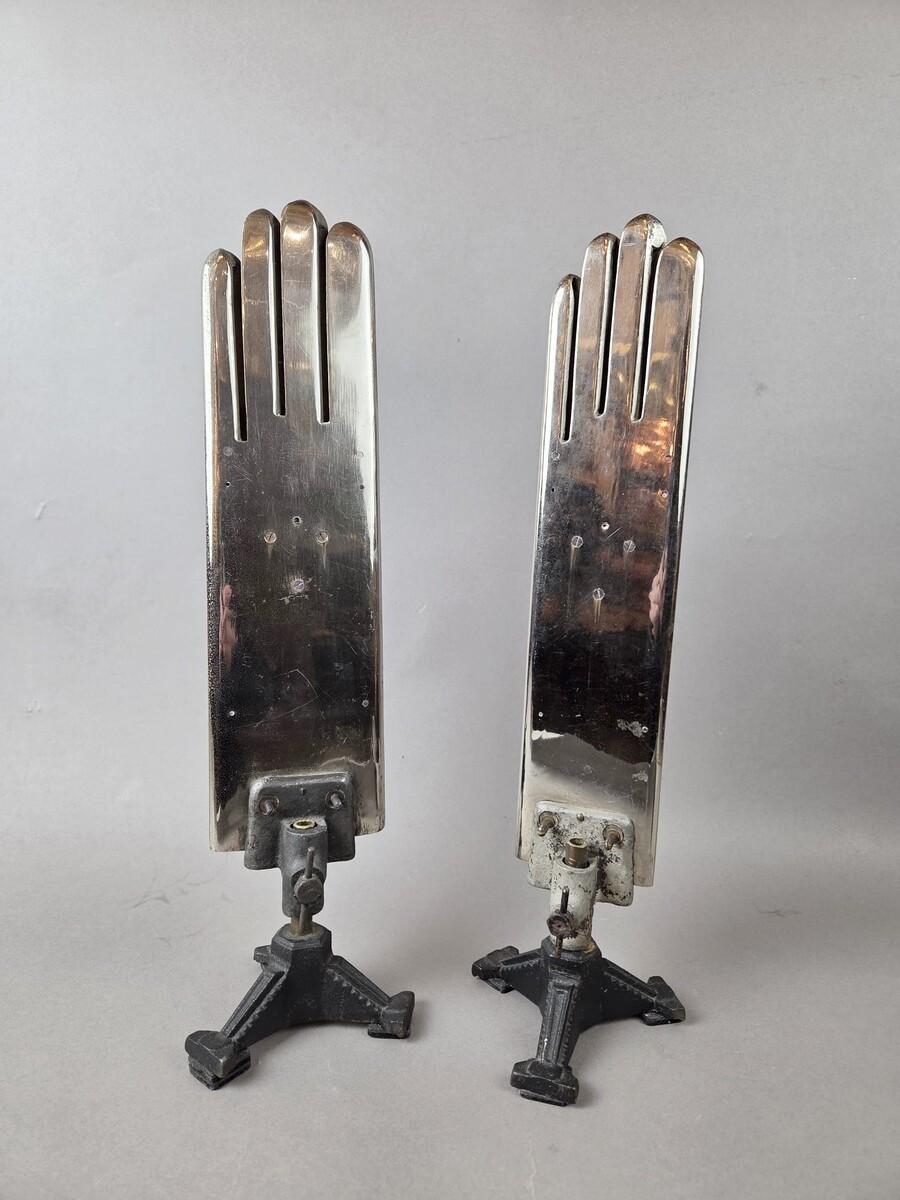 Glovemaker's tools, pair of glove warmers