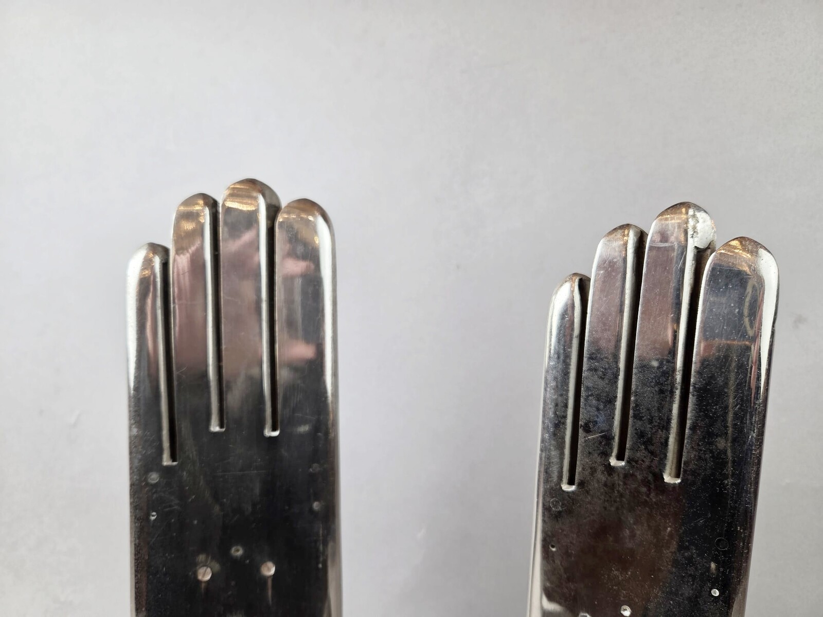 Glovemaker's tools, pair of glove warmers