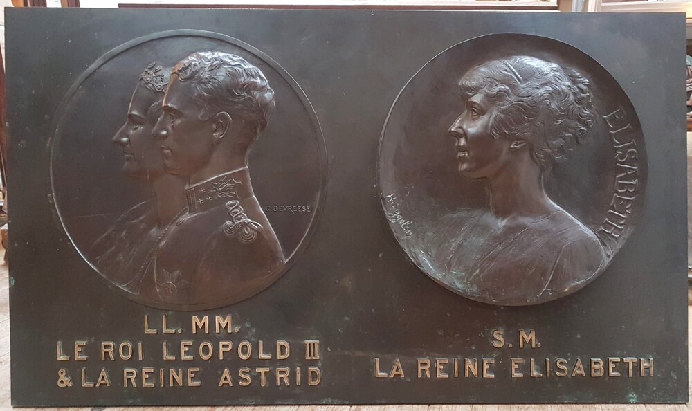 HUYGELEN Frans and DEVREESE C. low relief in bronze