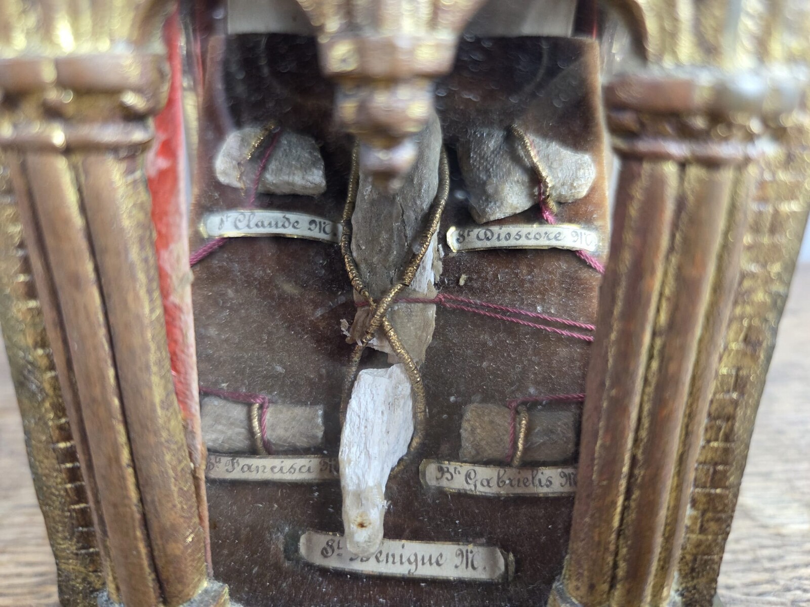 Important Neo-Gothic ormolu reliquary-chapel, XIXᵉ century