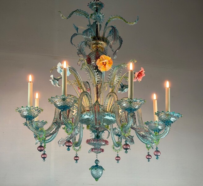 Important Venetian chandelier in Murano glass around 1920. new electrification, 2  chips
