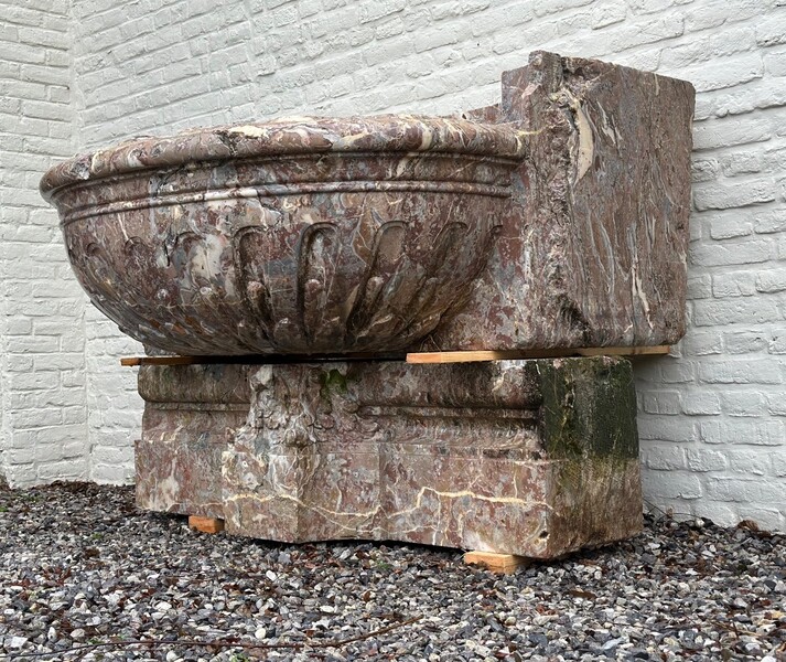 Impressive Fountain Basin And Its Base In Gray Ardennes Marble, Eighteenth Century