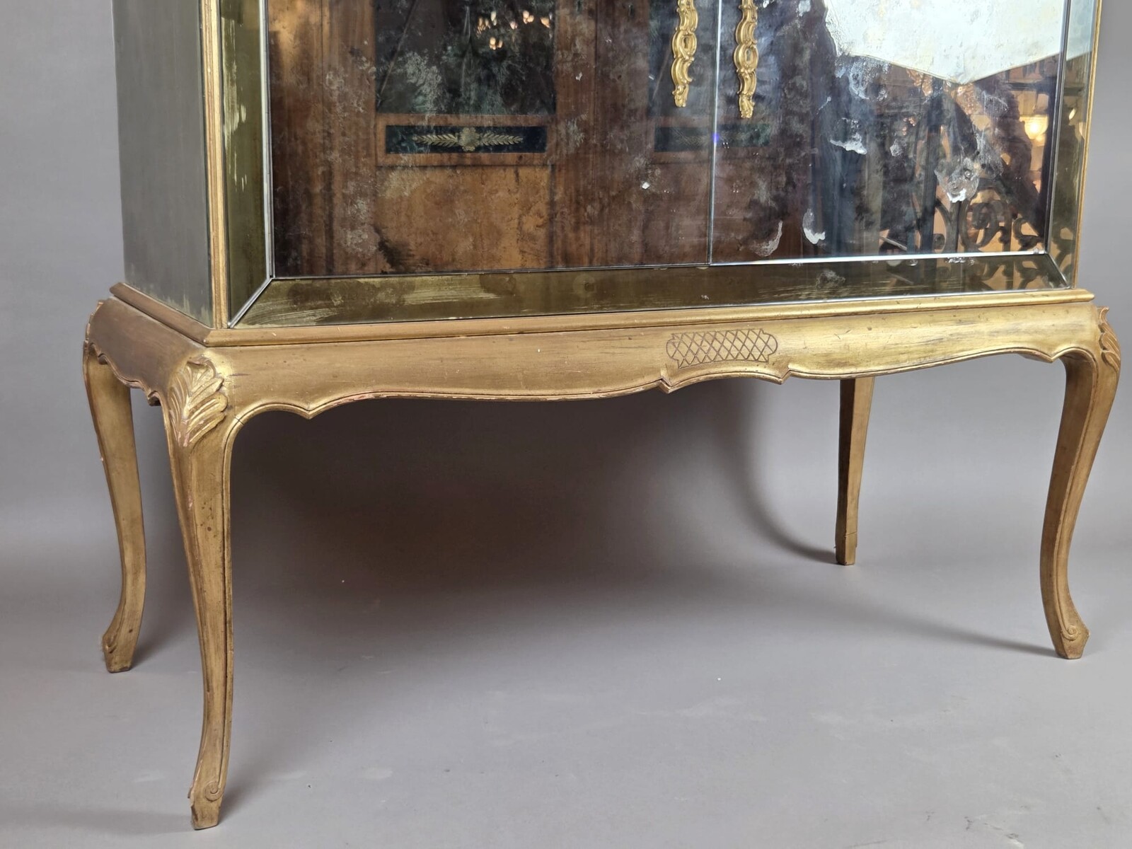 Italian mirror dresser, circa 1970