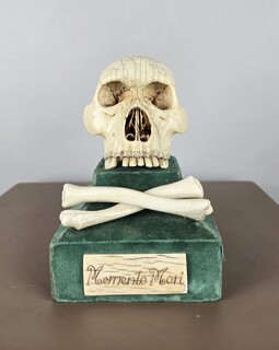 Ivory skull, Memento Mori, circa 17th 